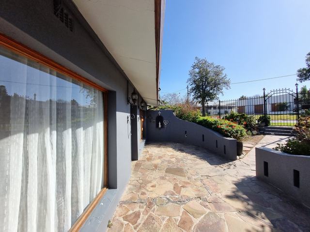 3 Bedroom Property for Sale in Langerug Western Cape